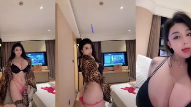 【重磅】抖音巨乳 芷仪g宝最新露脸露点沙发后入宜家漏出 (2)